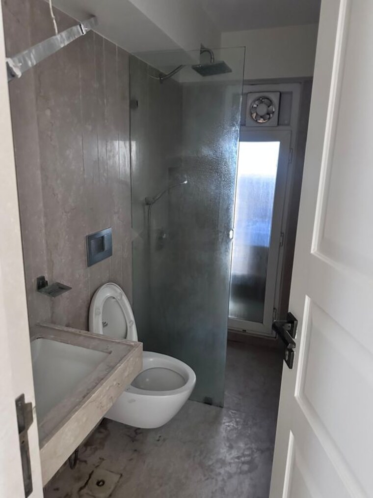 Bathroom, prestige-jasdan-classic 3 Bedroom 1750 Sq.Ft. Apartment In Mahalaxmi Mumbai 10560820