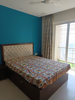 Bedroom in 2 BHK Apartment at Lodha Fiorenza, Goregaon East – for Rent