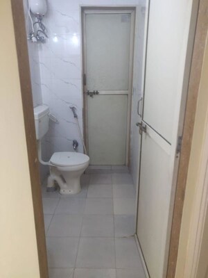 Bathroom in 1 BHK Apartment at Skyline Villa, Powai – for Rent
