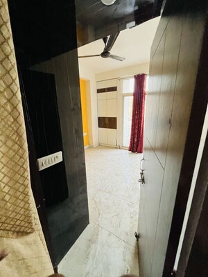 Bathroom in 3 BHK Builder Floor at Sector 73 – for Rent
