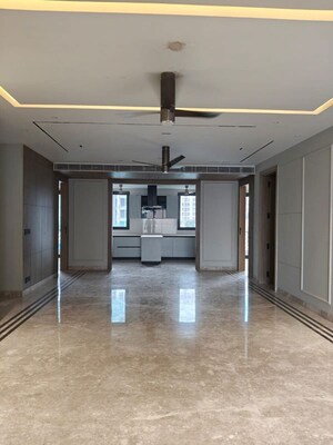 Building Lobby in 4 BHK Builder Floor at Nirvana Country – for Sale