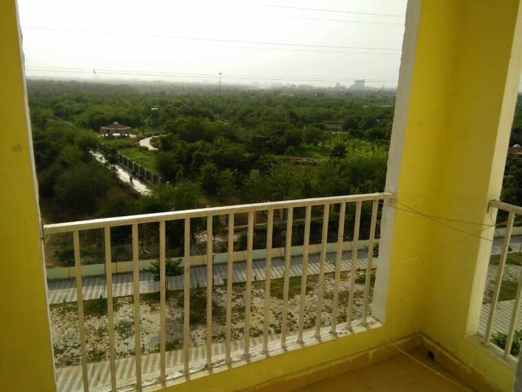 Balcony, alaknanda-apartment-gomti-nagar 3 Bedroom 1645 Sq.Ft. Apartment In Gomti Nagar Lucknow 10560890