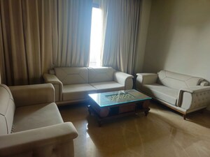 3 BHK Builder Floor For Rent in Sector 16