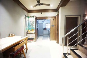 Team Area in 5 BHK Independent House at Jashoda Nagar – for Sale