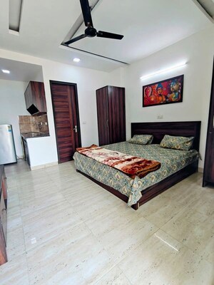 1 RK Builder Floor For Rent in Sector 44