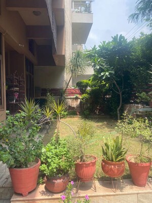 4 BHK Independent House – Garden View at Sushant Lok I - for Sale