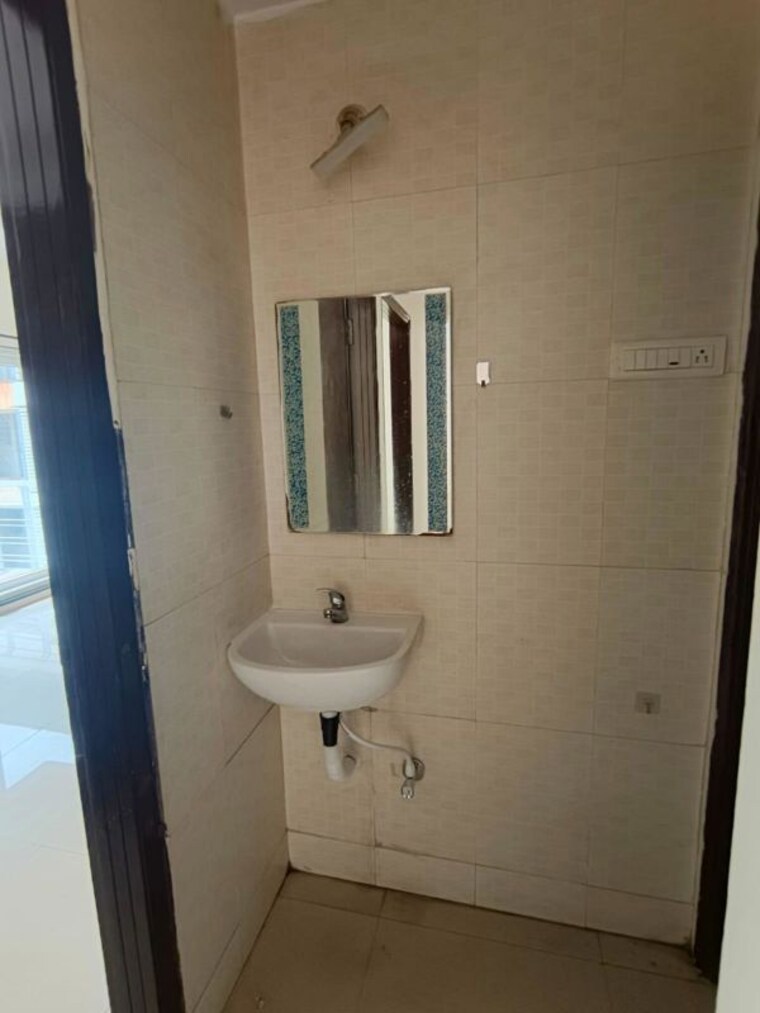 Bathroom, kesar-symphony 2 Bedroom 1100 Sq.Ft. Apartment In Kharghar Navi Mumbai 10560946