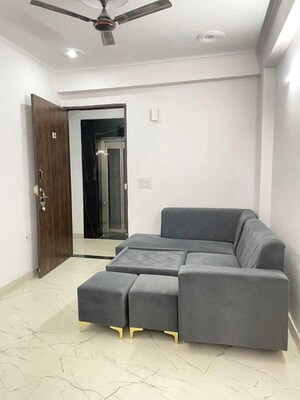 1 BHK Builder Floor For Rent in Shivalik Colony