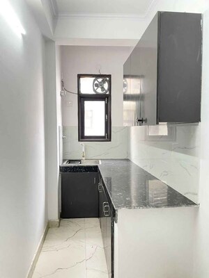 Kitchen in 1 BHK Builder Floor at Shivalik Colony – for Rent