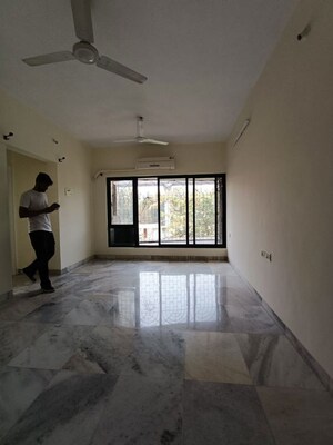 Room in 2 BHK Apartment at Omkar Alta Monte, Malad East – for Rent