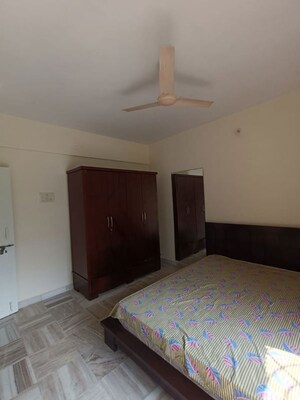 Bedroom in 2 BHK Apartment at Omkar Alta Monte, Malad East – for Rent