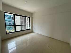 Room in 2 BHK Apartment at Kalpataru Magnus, Bandra East – for Rent