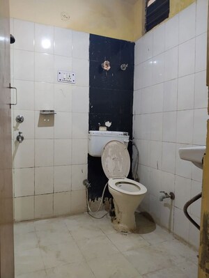 Bathroom in 1 BHK Builder Floor at Delhi Cantonment – for Rent