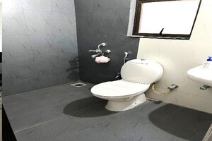 Bathroom in 1 BHK Apartment at Tukaram Nagar – for Rent