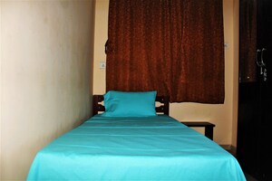 Bedroom in  Pg at Mahavir Nagar – for Rent