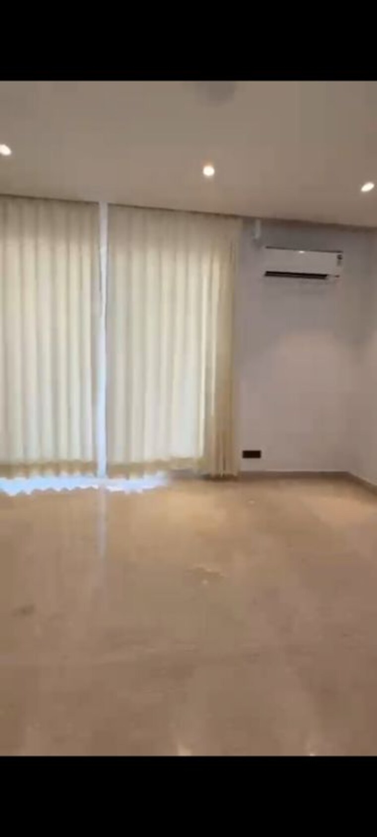 Room, international airport road 3.5 Bedroom 2525 Sq.Ft. Apartment In International Airport Road Zirakpur 10545059