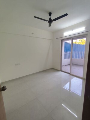 Room in 2 BHK Apartment at Shriram Vivaan Park, Lohgaon – for Rent