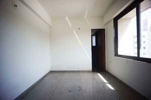 Room in 3 BHK Apartment at Vaishnodevi Circle – for Sale