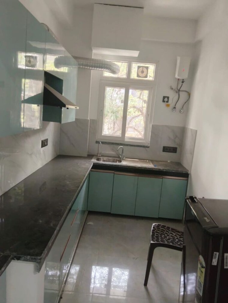 Kitchen, central gurgaon 1 Bedroom 120 Sq.Yd. Builder Floor In Central Gurgaon Gurgaon 10561147