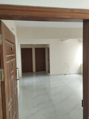 Room in 3 BHK Builder Floor at Konark Zen Enclave, Borivali West – for Sale