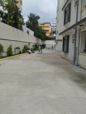 Parking in 3 BHK Builder Floor at Konark Zen Enclave, Borivali West – for Sale