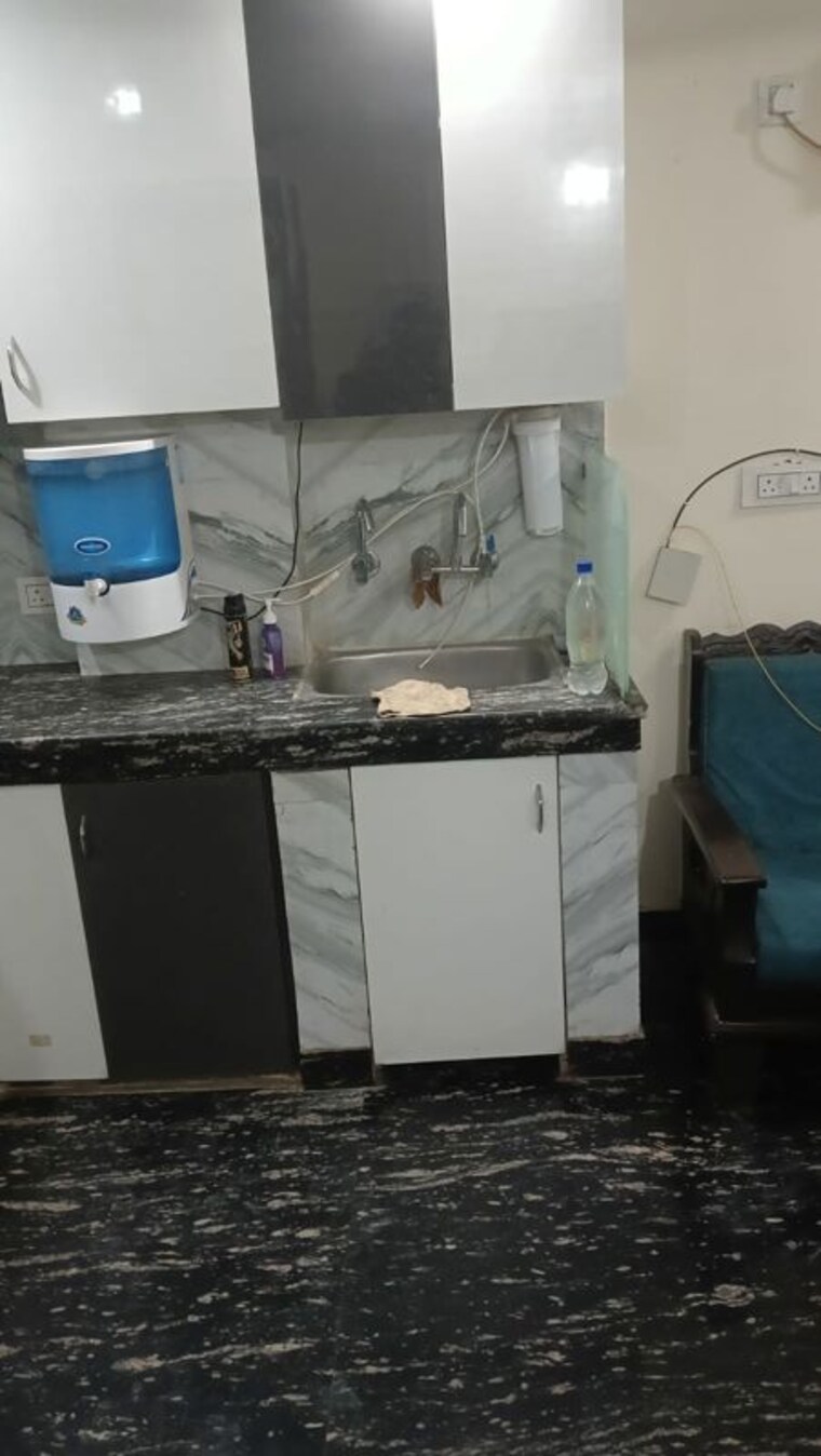 Team Area, uttam nagar west 3 Bedroom 750 Sq.Ft. Builder Floor In Uttam Nagar West Delhi 10561113