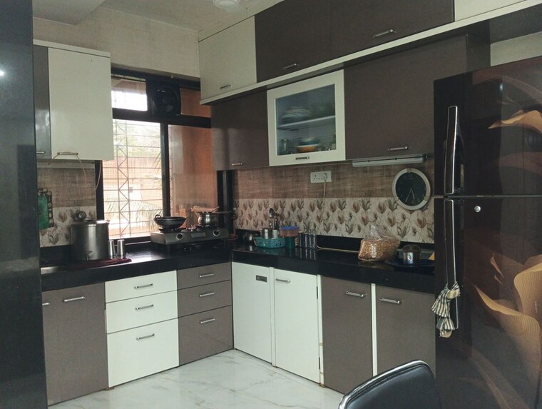 Kitchen, buddhadev-vihar 2 Bedroom 700 Sq.Ft. Apartment In Manpada Thane 10561134