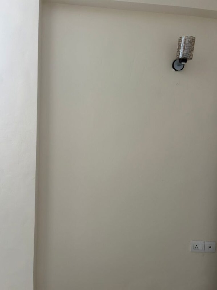 Dinning Area, shree-vardhman-mantra 2 Bedroom 800 Sq.Ft. Apartment In Sector 67 Gurgaon 10561158