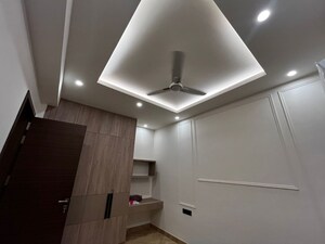 Furnished Amenities in 3.5 BHK Apartment at M3M Skywalk, Sector 74 – for Rent