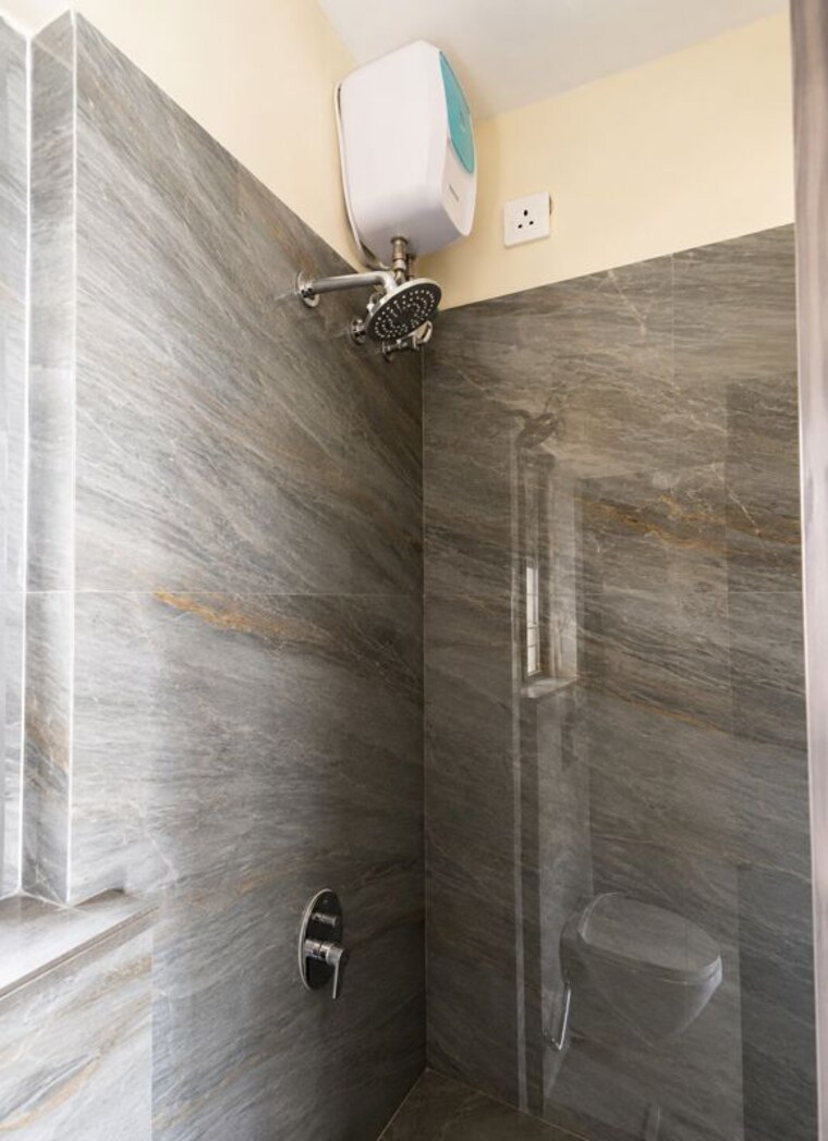 Bathroom, sher-e-punjab 2 Bedroom 750 Sq.Ft. Apartment In Andheri East Mumbai 10561186
