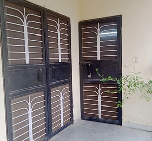3 BHK Apartment – Entrance View at BPTP Park Elite Floors, Sector 85 - for Sale