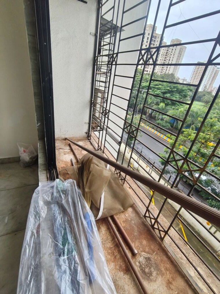Balcony, raunak-park 1 Bedroom 400 Sq.Ft. Apartment In Kokanipada Thane 10561204