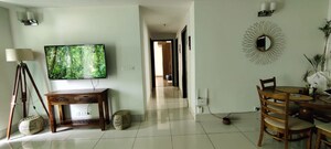 Building Lobby in 3.5 BHK Apartment at M3M Escala, Sector 70a – for Rent