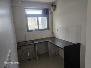 Kitchen in 1.5 BHK Apartment at Kalpataru Elitus, Mulund West – for Rent