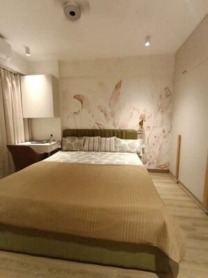 Bedroom in 2.5 BHK Apartment at Godrej 101, Sector 79 – for Rent