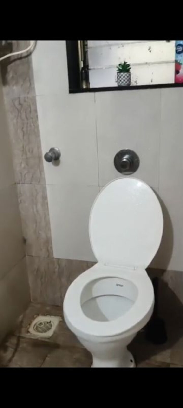 Bathroom, air-view-apartment 2 Bedroom 750 Sq.Ft. Apartment In Vile Parle East Mumbai 10561233