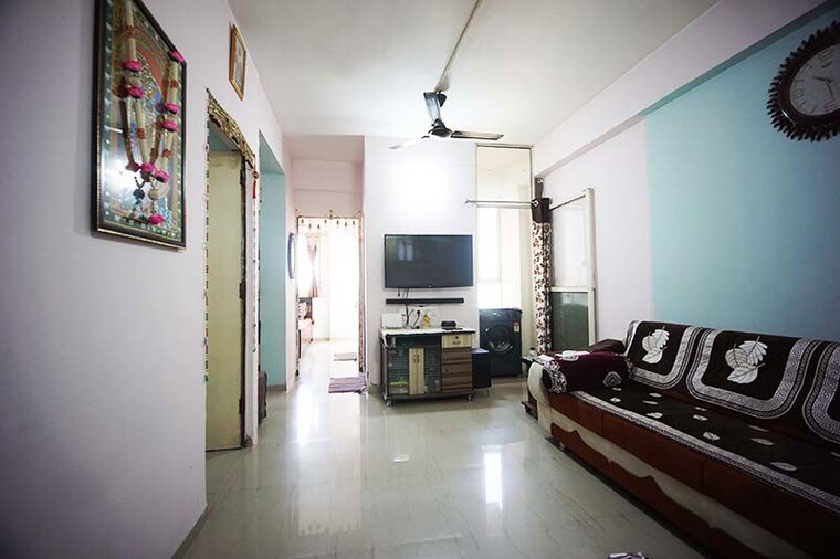 Living Room, new maninagar 2 Bedroom 100 Sq.Yd. Apartment In New Maninagar Ahmedabad 10561196