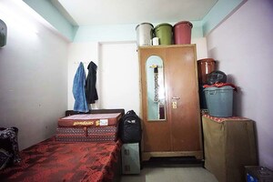 Furnished Amenities in 2 BHK Apartment at New Maninagar – for Sale