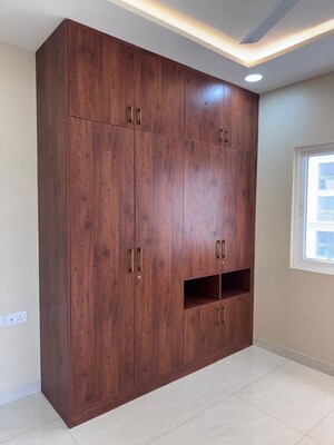 Room in 3 BHK Apartment at Prestige Beverly Hills, Kokapet – for Rent