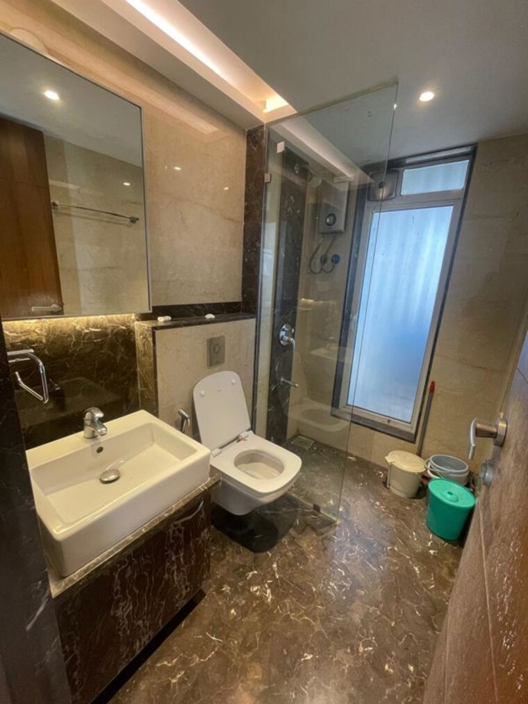 Washroom, raunak-viraj-bliss 2 Bedroom 782 Sq.Ft. Apartment In Khar West Mumbai 10561253