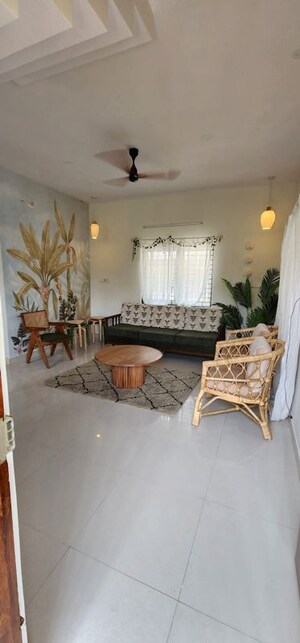 Living Room in 4 BHK Apartment at Jayanagar – for Rent
