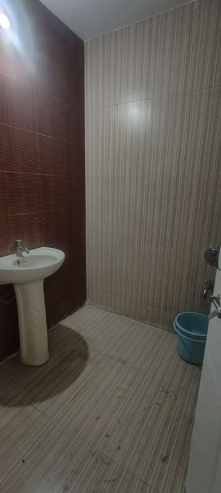 Bathroom, g-k-roseland-residency 3 Bedroom 1470 Sq.Ft. Apartment In Pimple Saudagar Pune 10561293
