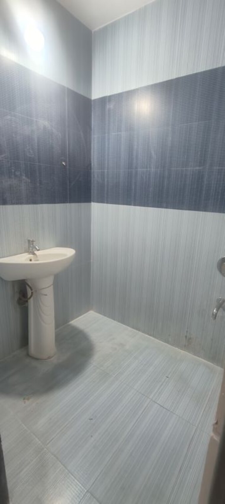 Bathroom, g-k-roseland-residency 3 Bedroom 1480 Sq.Ft. Apartment In Pimple Saudagar Pune 10561278