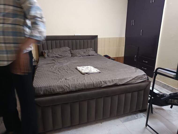 Bedroom, uppal-southend 2 Bedroom 927 Sq.Ft. Builder Floor In Sector 49 Gurgaon 10561301