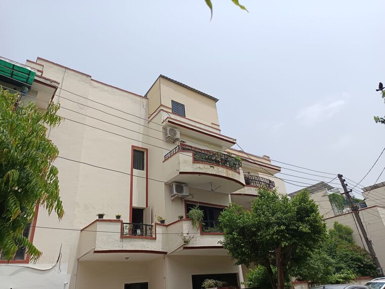 Exterior View, uppal-southend 2 Bedroom 927 Sq.Ft. Builder Floor In Sector 49 Gurgaon 10561301