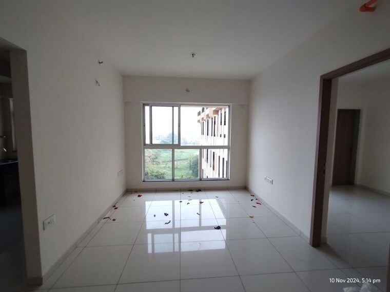 Room, godrej-nirvaan 1 Bedroom 390 Sq.Ft. Apartment In Themghar Thane 10561314