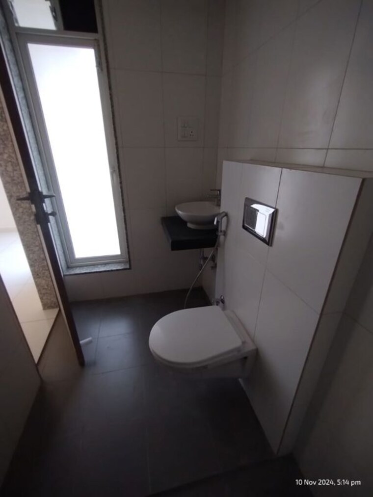 Bathroom, godrej-nirvaan 1 Bedroom 390 Sq.Ft. Apartment In Themghar Thane 10561314