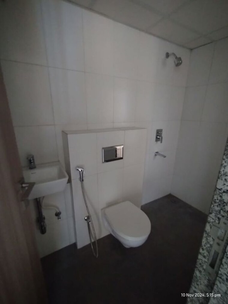 Bathroom, godrej-nirvaan 1 Bedroom 390 Sq.Ft. Apartment In Themghar Thane 10561314
