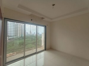 Room in 2.5 BHK Apartment at Neelkanth Sunberry, Ghansoli – for Rent