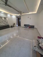 4 BHK + Prayer Room,Servant Room,Study Room,Extra Room,Basement,Store Room 3600 Sq.Ft. Builder Floor in Green Fields Colony